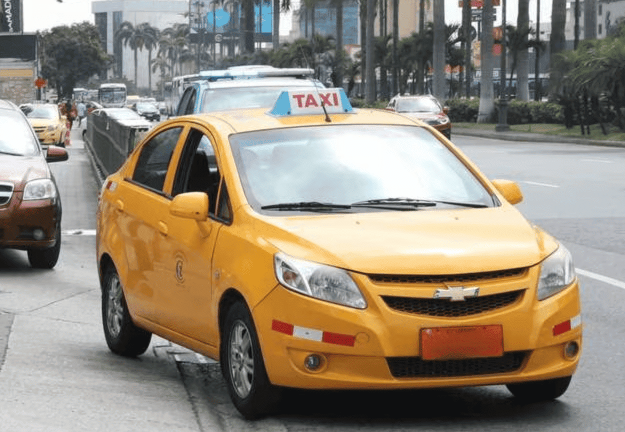 Taxi Service in Calicut: Airport Pickup and City Travel - KeraCabs Kerala taxi guide
